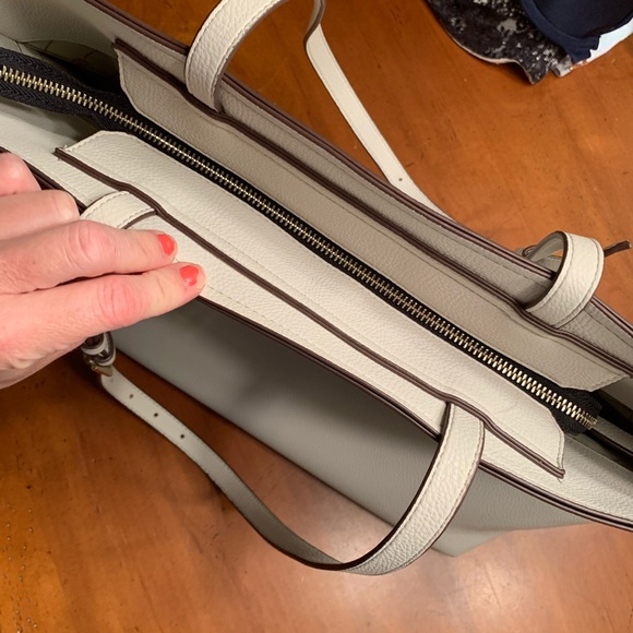 NWOT!! LAST CHANCE!! 👜 🎉ANTONIO MELANI LARGE TOTE— great for the office! - Picture 4 of 14